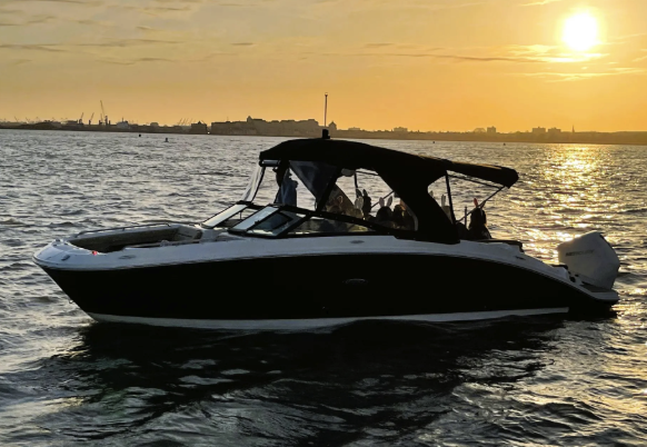 Image for Big Apple Charters with ID of: 7136838