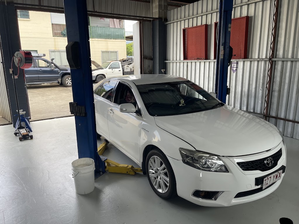 Image for Pristine Auto Cairns with ID of: 7139330