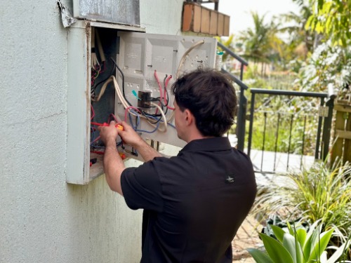 Image for 99 Electrical with ID of: 7143327