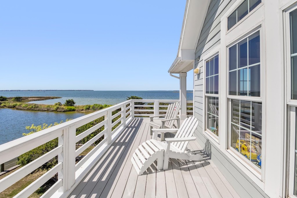 Image for Village Realty with ID of: 7190342