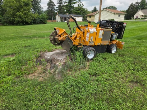 Image for Root Wreckers Stump Grinding LLC with ID of: 7211718