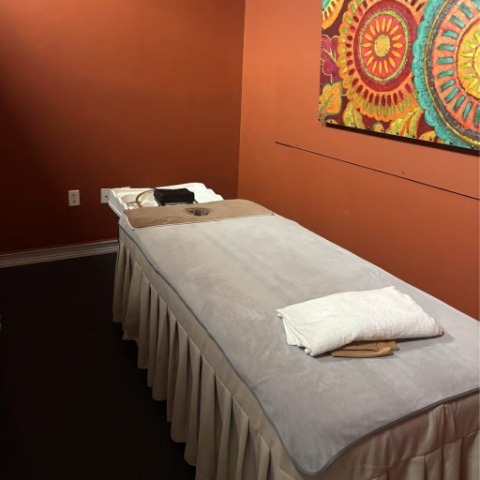 Image for Aura Massage with ID of: 7216875