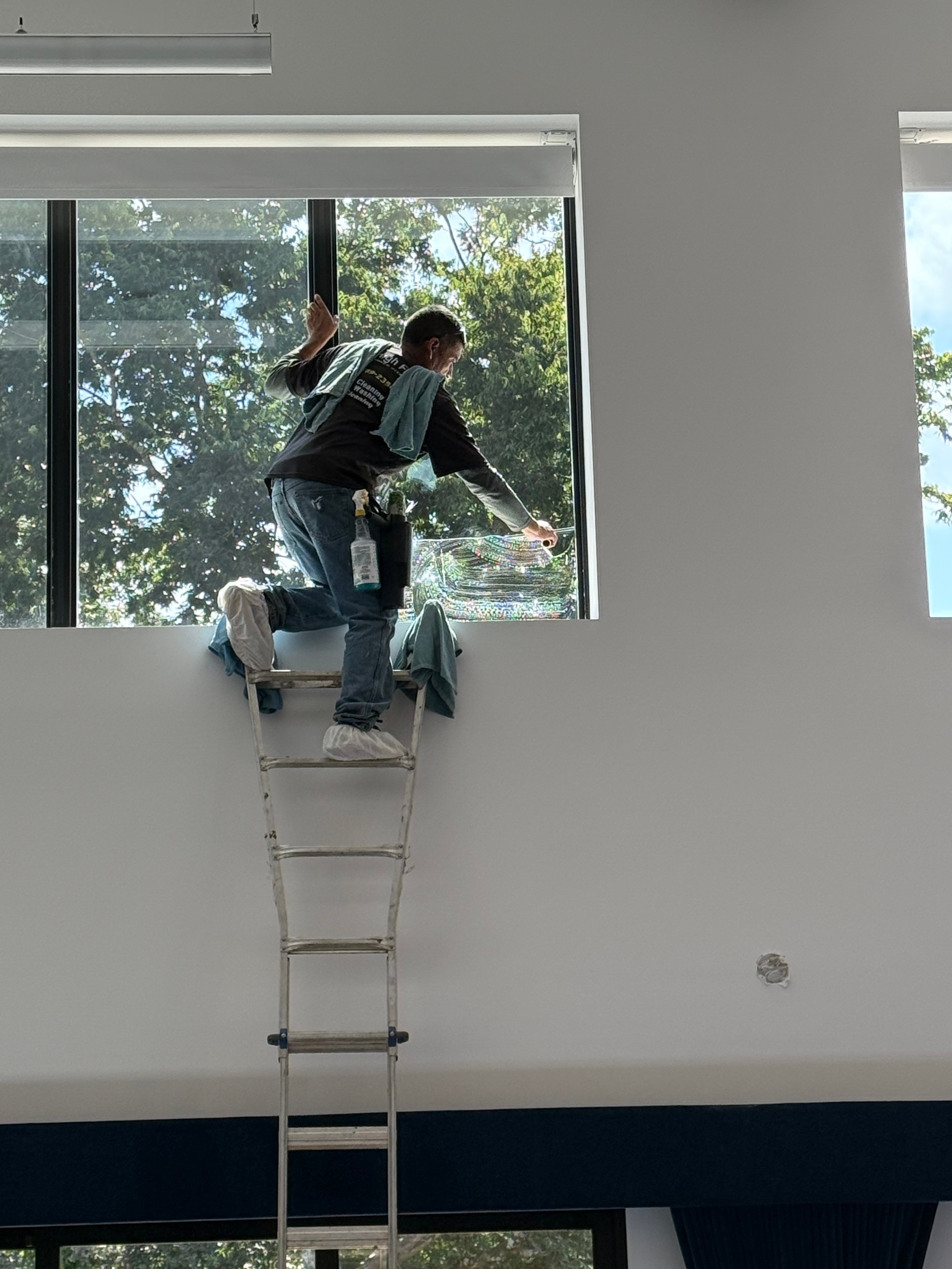 Image for High Five Window Cleaning with ID of: 7227547