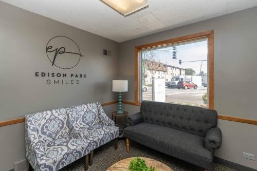 Image for Edison Park Smiles with ID of: 7234239