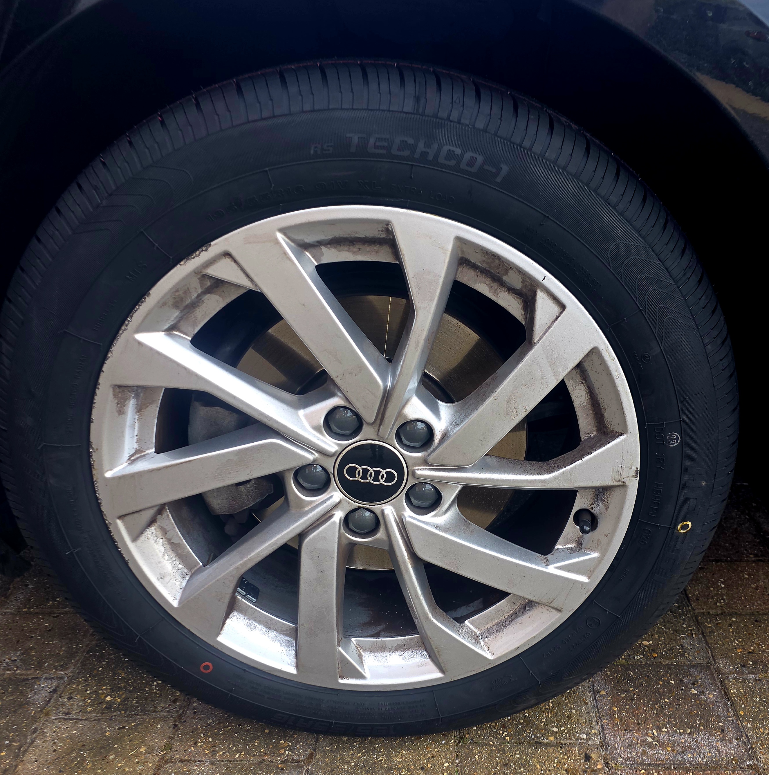 Image for Brads mobile tyres with ID of: 7024980