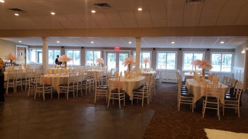 Image for Bon Soir Caterers with ID of: 7094255