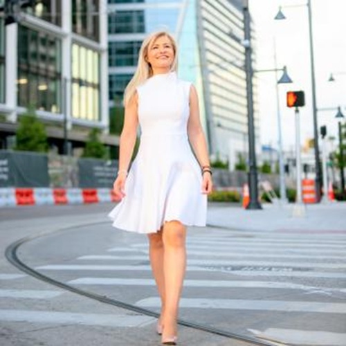 Image for Estela Miano with ID of: 7114426