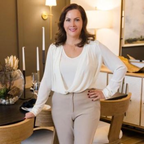 Image for Alejandra De La Campa with ID of: 7126422