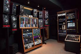 Image for Vintage King Audio with ID of: 815977