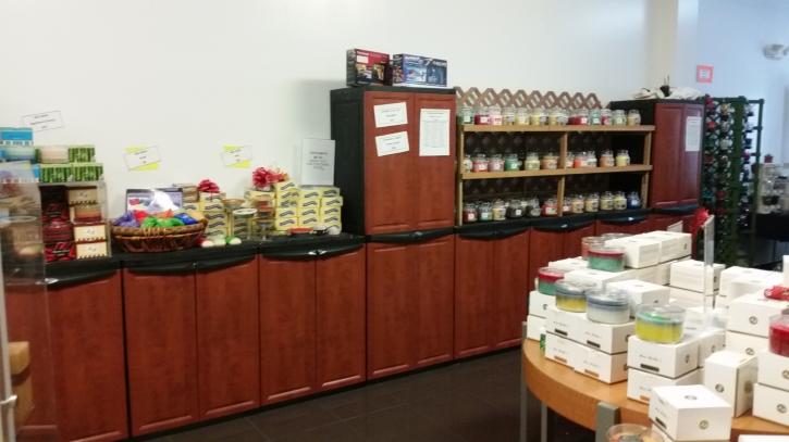 Image for Warehouse Sale (everything has to go) with ID of: 838578