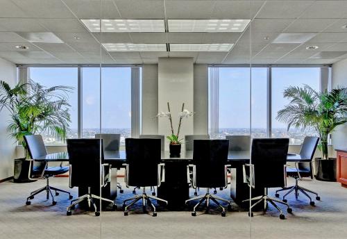 Image for Coast Huntington Executive Suites with ID of: 848038