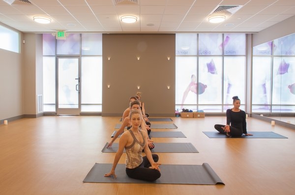 Image for Women’s Elite Yoga with ID of: 858784
