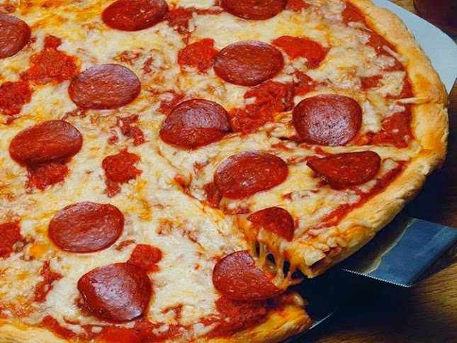 Image for Joyce's Famous Pizza with ID of: 878955