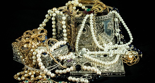 Image for Bishop Jewelry with ID of: 889852