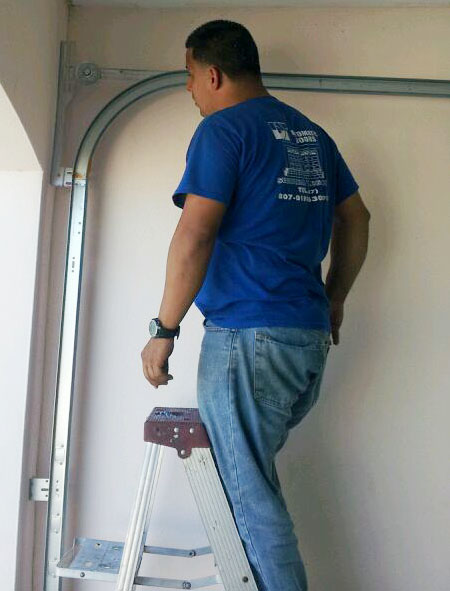Image for DT Garage Door Services with ID of: 895502
