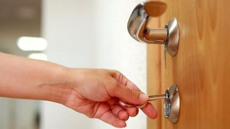 Image for W. Roxbury Locksmith with ID of: 900450