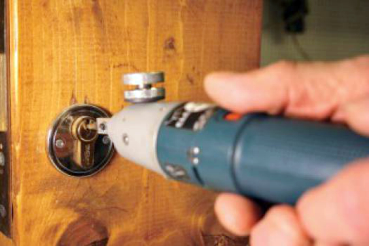 Image for Gold Locksmith G with ID of: 916342