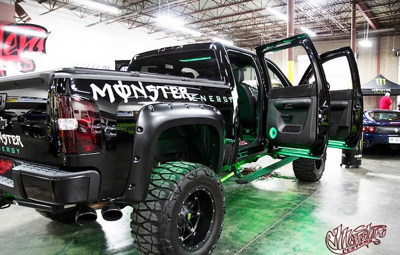 Image for Monster Customs with ID of: 926257