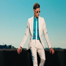 Image for Ezzy's Men's Wear with ID of: 941973