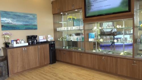 Image for DermaFashion Medical Spa with ID of: 944418