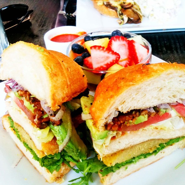 Image for Sage Organic Bistro with ID of: 954699
