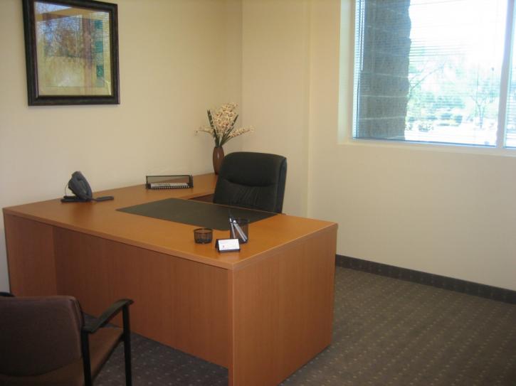 Image for Advantage Office Suites with ID of: 968590