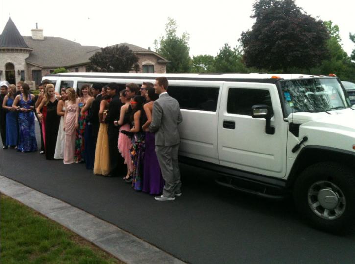 Image for US Bargain Limo with ID of: 983536
