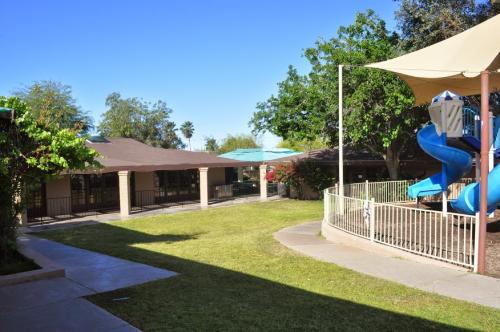 Image for Montessori Day School with ID of: 986461